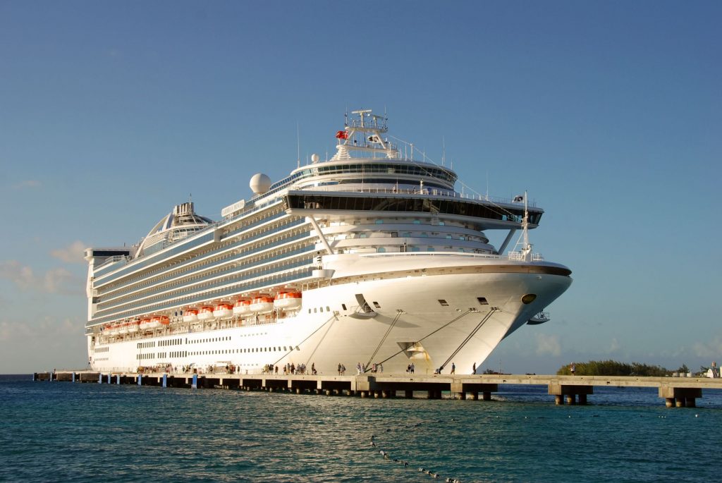 An Amazing Chicago Cruise Tour By Chicago’s First Lady Cruises