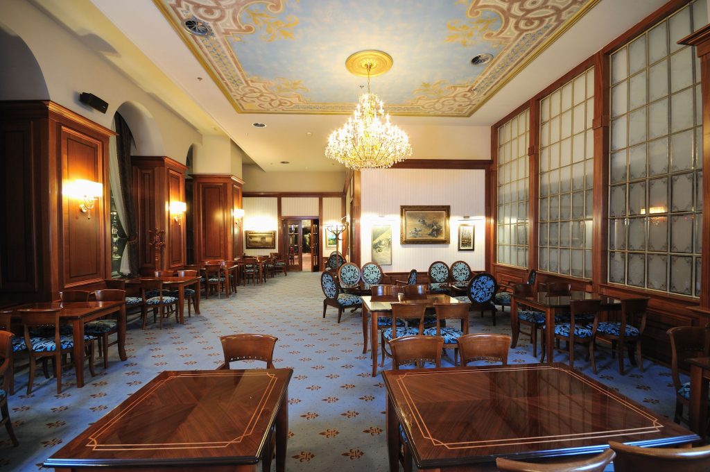 Fairmont Austin Has The Best Austin Hotels Near 6th Street.