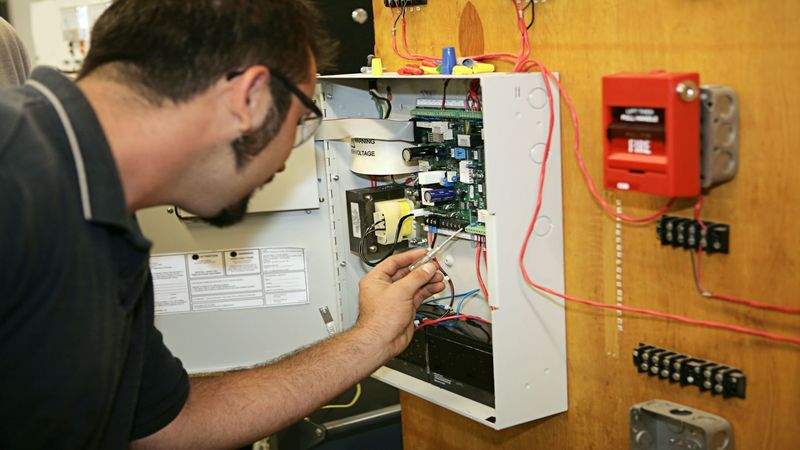 Energized Generators Has The Best Electrical Contractor In Port St. Lucie.