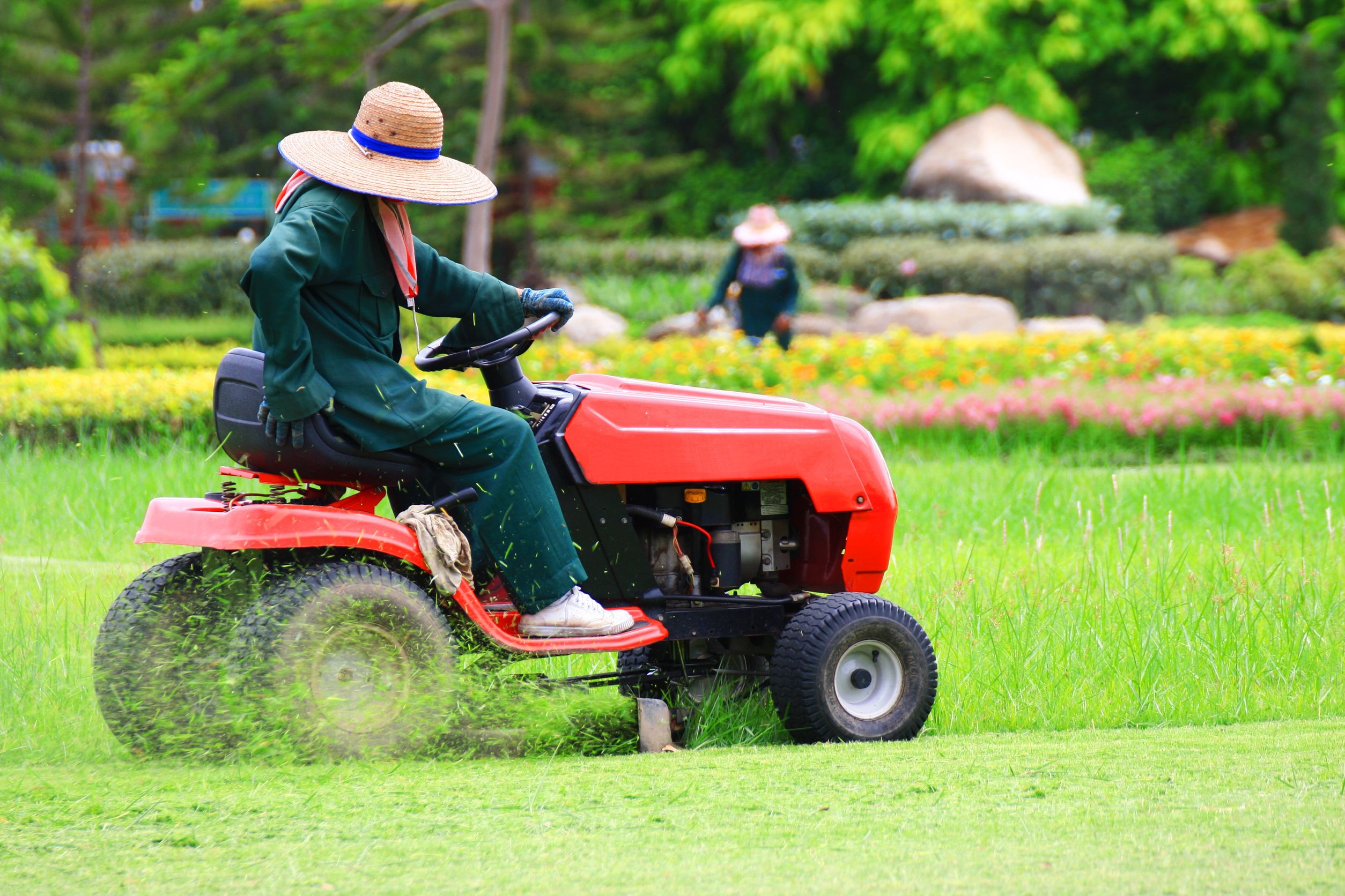 Prairie Coast Equipment Brings Top-Quality Lawn Mowers To Kamloops.